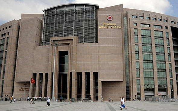 İstanbul Adalet Sarayı'nda hareketli anlar