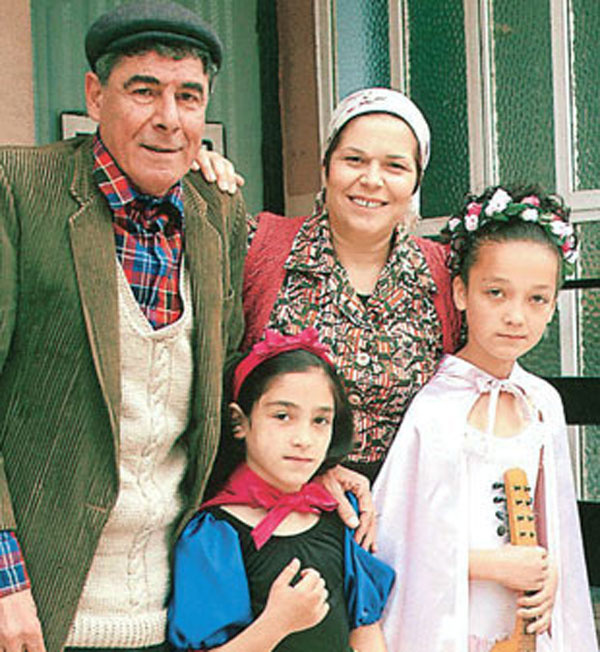 Ercan Yazgan'ın eşi kimdir? Üvey kızı çok ünlü işte çocukları