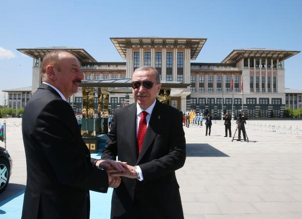 Erdoğan, Aliyev’i böyle karşıladı! Beştepe'de dikkat çeken şarkı