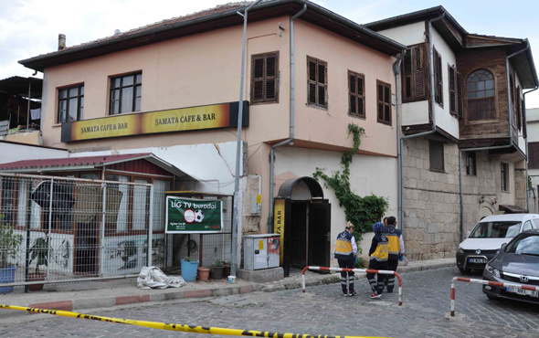 Tarsus'ta bar işletmecisi feci şekilde öldürüldü