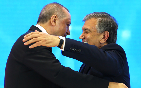 Özbek liderden Türk iş adamlarına açık çek
