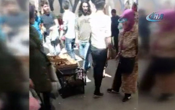 Hayvansever kadınla civciv satıcısı arasında arbede kamerada