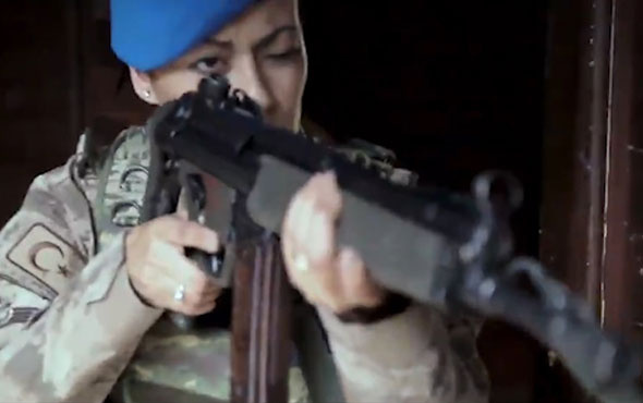 Jandarma'dan duygulandıran Anneler Günü videosu