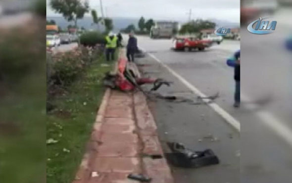 İkiye bölünün otomobilin içinden burnu bile kanamadan çıktı