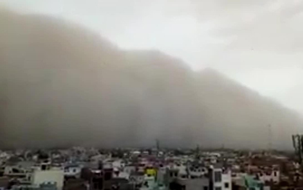 Hindistan'da kum fırtınası felaketi! 77 ölü