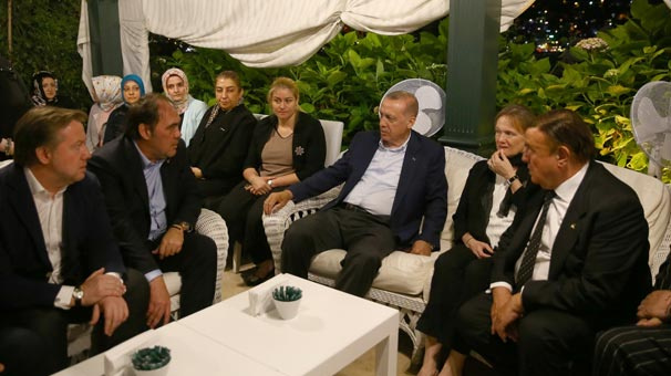 Erdoğan'dan Demirören ailesine başsağlığı ziyareti