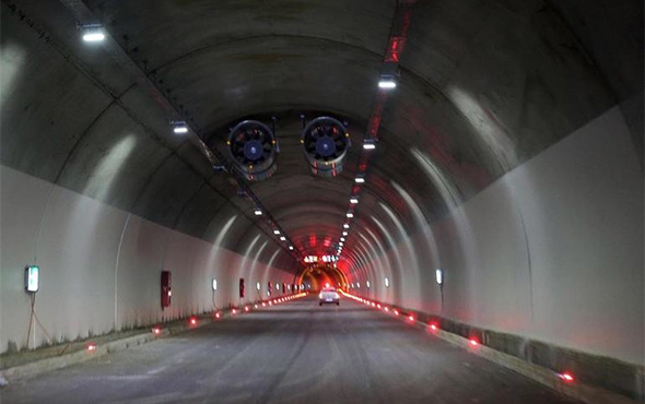 Türkiye'nin 138 yıllık hayali Ovit Tüneli açıldı