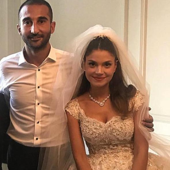 Volkan Babacan spiker Hilal Özdemir'le evlendi