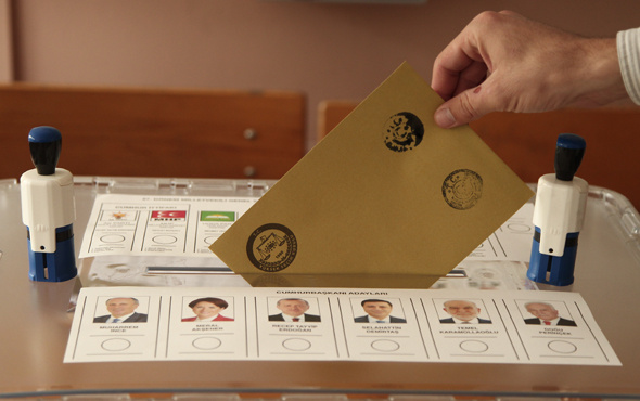 56 milyon seçmen sandık başında oy verme işlemi başladı
