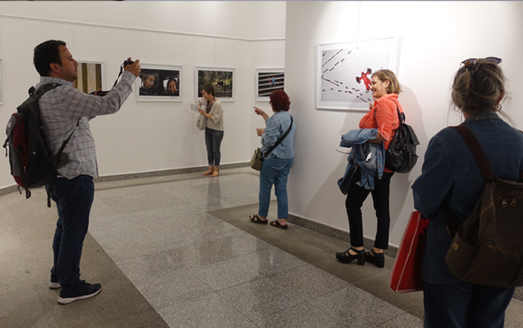 Dünya Çocukları" Fotoğraf Sergisi Açıldı