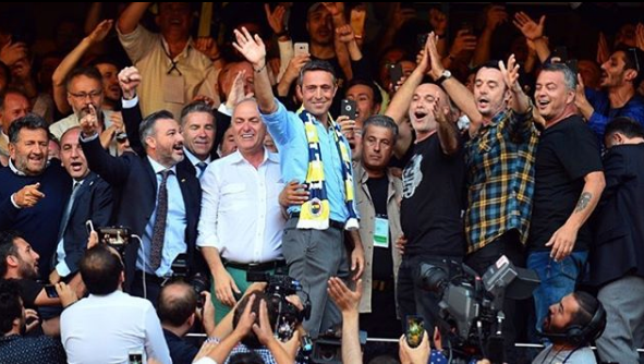 Fenerbahçe Başkanı Ali Koç'un bu özel karelerini daha önce görmediniz!