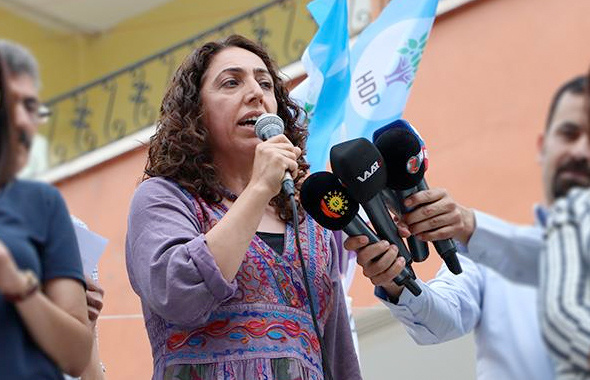 Teröristleri tedavi eden hemşire HDP'den milletvekili adayı
