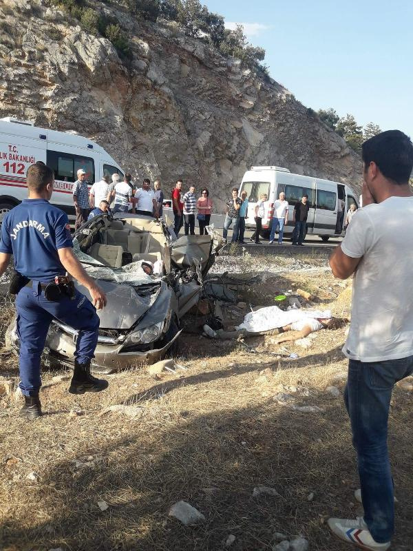 Antalya'da korkunç kaza: Bu acıya yürek dayanmaz!