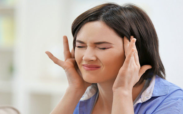 Oruç tutarken başımızın ağrımasının 4 önemli nedeni! Kan şekerinin düşmesi...