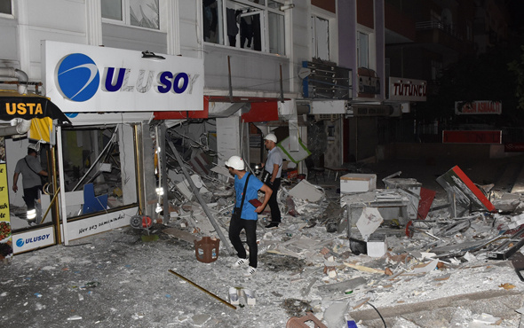 Samsun'da doğalgaz patlaması ortalık savaş alanına döndü