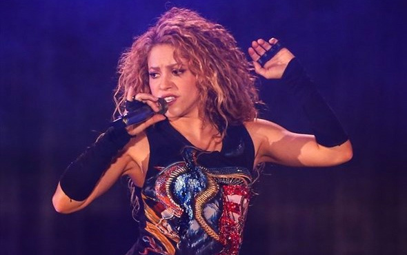 Shakira İstanbul'u salladı ünlüler akın etti