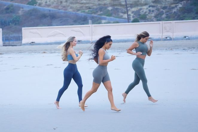 Los Angeles sahilinde Kim Kardashian tsunamisi!