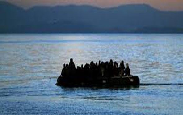 Tekneden kurtarılan göçmenler ve 19 cenaze Mersin'e getirildi