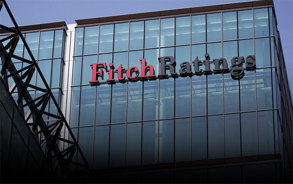 Fitch 7 Türk şirketinin kredi notunu düşürdü