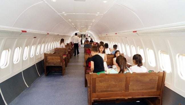 Yolcu uçağı Millet Kıraathanesine dönüştürüldü