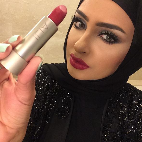 Kuveytli Instagram fenomeni öfke kustu ortalık fena karıştı