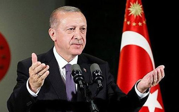 Erdoğan'a diktatör diyen sunucuya özür dilettiler
