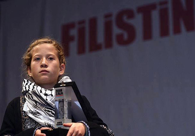 Filistin direnişinin sembolü 'cesur kız' serbest kaldı!