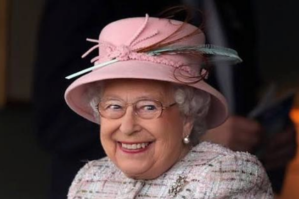 Kraliçe Elizabeth'e cenaze töreni düzenlendi sarayda neler oluyor