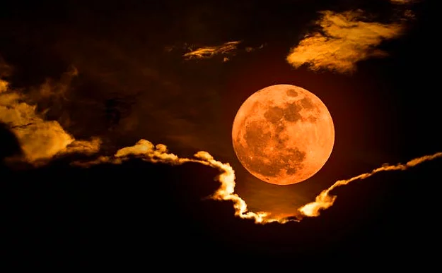27 Temmuz'da neler olacak Kanlı Ay Tutulması kıyamet mi