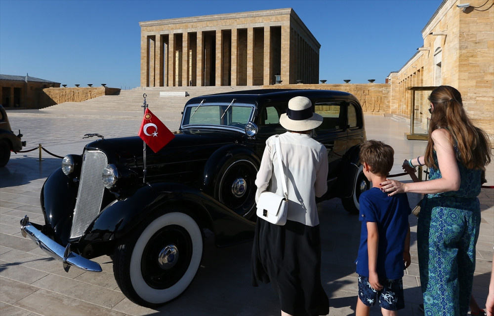 Restorasyonu tam iki yıl sürdü: İşte Atatürk'ün otomobili!