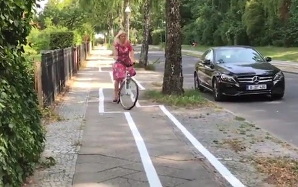 Almanya'daki zikzak bisiklet yolu şaşkına çevirdi