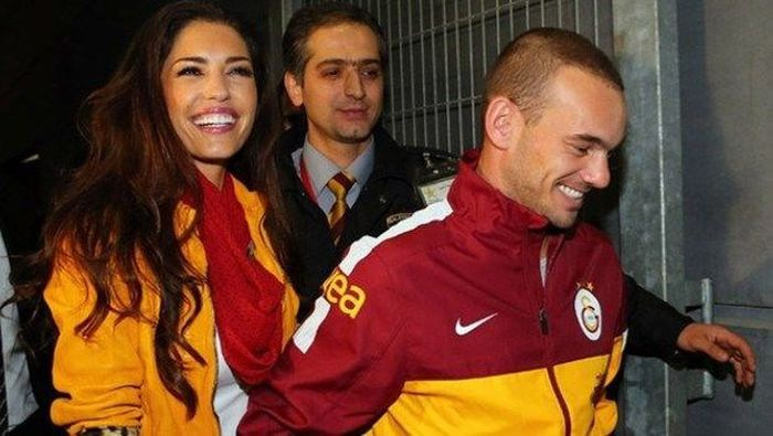 Wesley Sneijder Yolanthe Cabau çifti boşanıyor mu? Son noktayı koydu