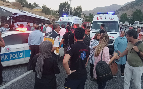 AK Partilileri taşıyan otobüs kaza yaptı: Çok sayıda ölü ve yaralı var!