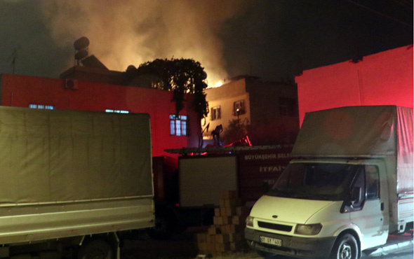 Adana'da marangozhanede yangın 