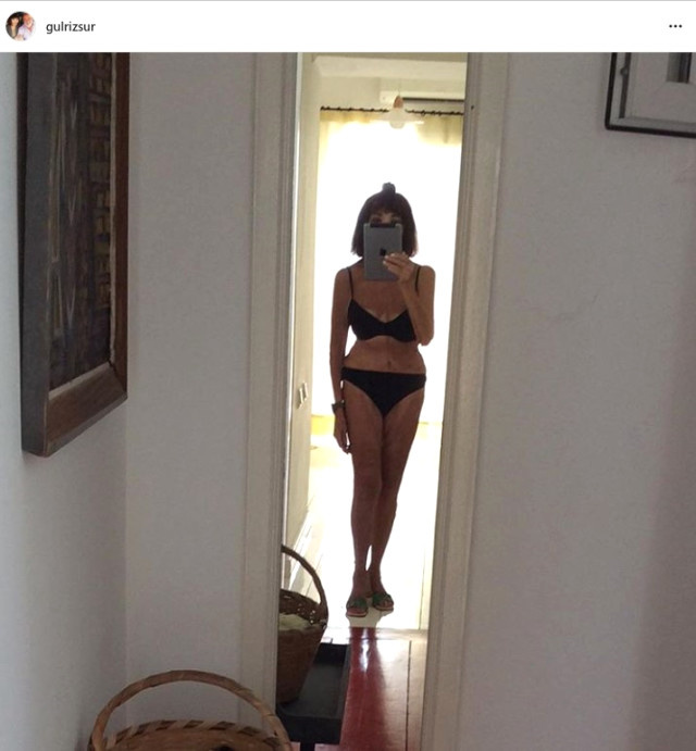 89'luk oyuncu Gülriz Sururi bikinili pozuyla olay oldu