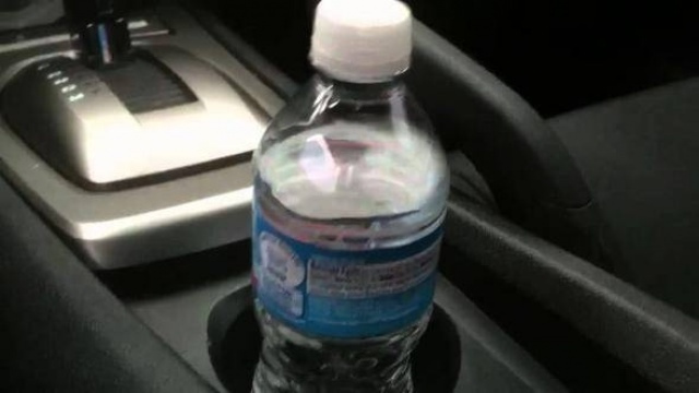 Pet şişeyi sakın arabada böyle bırakmayın!