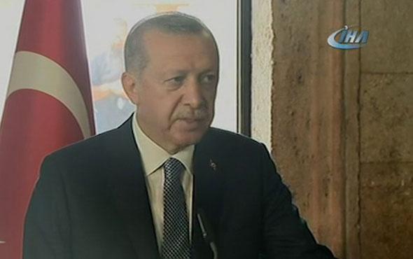 Erdoğan'dan Anıtkabir'de mesaj: Saldırılar hedefimizden alıkoyamacak