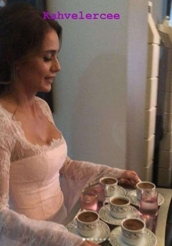 Kurtlar Vadisi'nin 'Savcı Leyla'sı' Çiğdem Batur nişanlandı