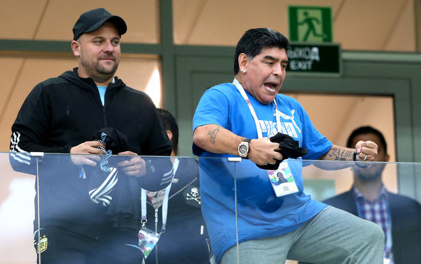 Diego Maradona'nın hayatı dizi oluyor