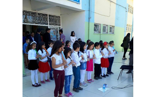 Midyat'taki okulun sınıf listesi, sosyal medyada ilgi gördü