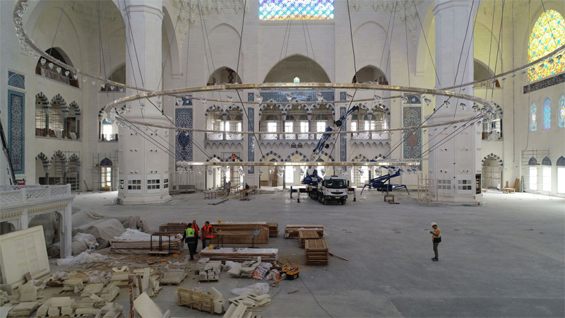 Çamlıca Camii'nde sona gelindi! Havadan nasıl göründüğüne bakın