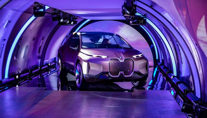 BMW geleceğin otomobili iNEXT'i tanıttı!