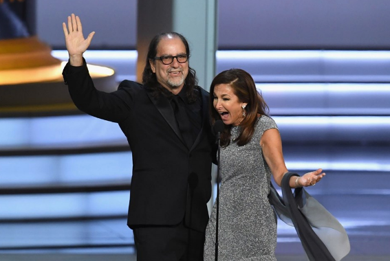 Emmy Ödülleri'nde ağlatan teklif: Sana karım demek istiyorum
