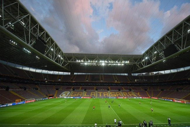 Galatasaray Lokomotiv Moskova maçını şifresiz veren kanal sürpriz gelişme