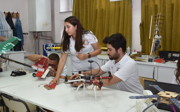 Üniversite öğrencileri yük taşıyabilen drone geliştirdi