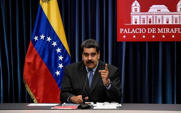 Nusret'te et ziyafeti çeken Maduro kendini böyle savundu!