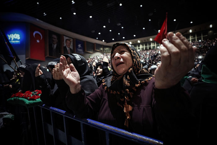 Kerbela Aşure Matemi'nde Caferiler'in kıyafeti dikkat çekti sebebi de... 