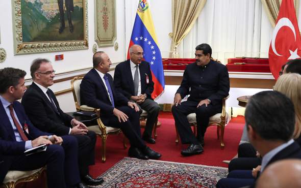 Venezule lideri Maduro ile görüşen Çavuşoğlu'ndan mesaj