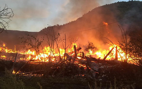 Kastamonu’da 8 ev yangında kullanılamaz hale geldi!