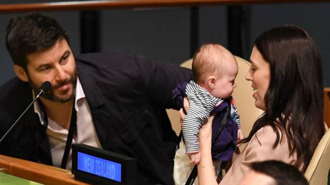 Başbakan BM toplantısına bebeğiyle geldi! Genel kurulda yeri hazır